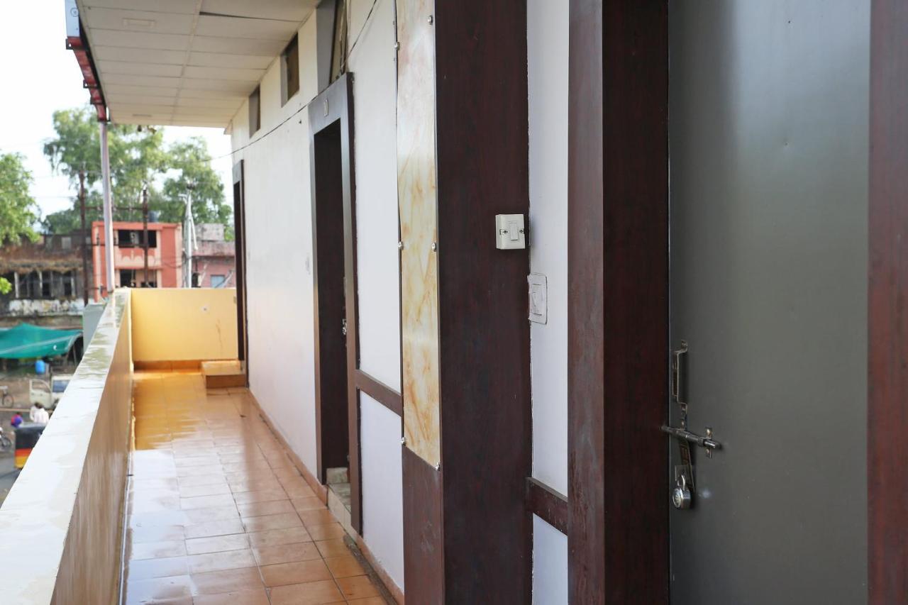 Oyo 37533 Hotel Ashirwad Jabalpur Εξωτερικό φωτογραφία